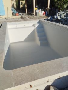 Piscine Moderne à Levens Aménagement Extérieur Complet (2)